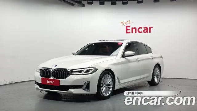 BMW 5-Series 520i Luxury