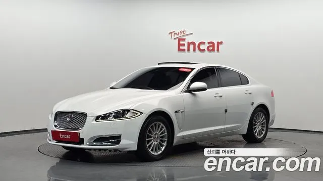 Jaguar XF 2.0 Luxury