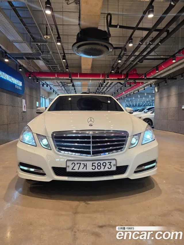 Mercedes-Benz E-Class E200 CGI Avantgarde