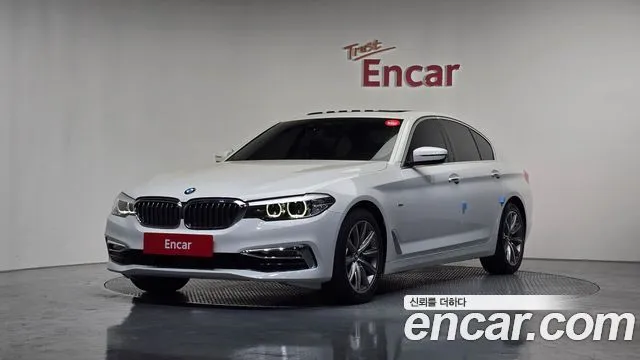 BMW 5-Series 520i Luxury