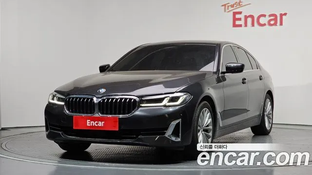 BMW 5-Series 530i Luxury