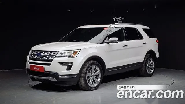 Ford Explorer 2.3 Limited 4WD