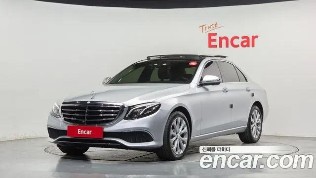Mercedes-Benz E-Class E300 4MATIC Exclusive