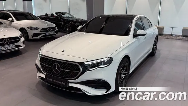 Mercedes-Benz E-Class E300 4MATIC AMG Line