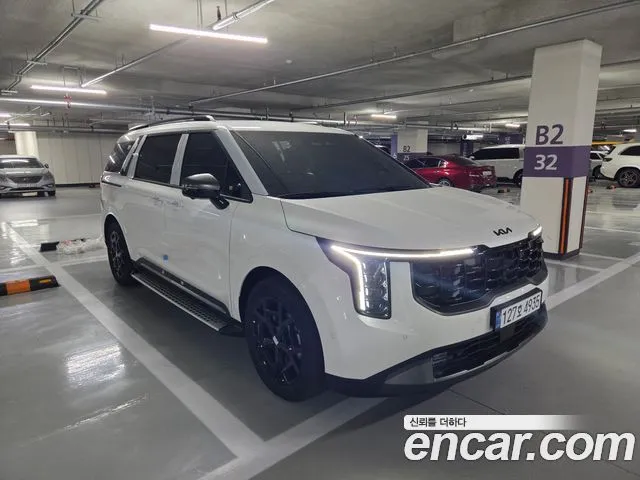Kia Canival HEV 7-Seater X Line