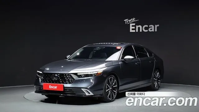 Honda Accord 2.0 Hybrid Touring
