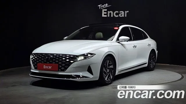 Hyundai Grandeur Le Blanc