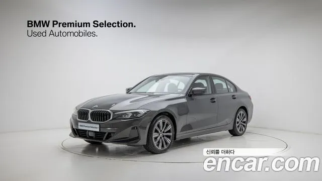 BMW 3-Series 320i