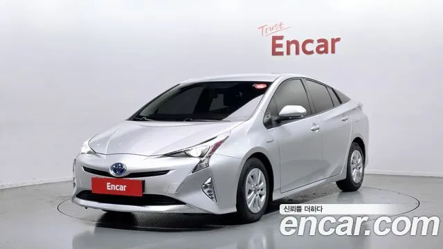 Toyota Prius 1.8 E