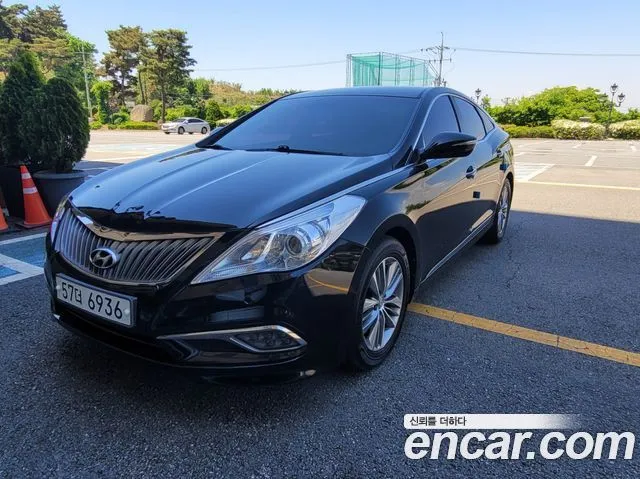 Hyundai Grandeur HG240 Modern Collection