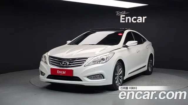 Hyundai Grandeur HG240 Luxury