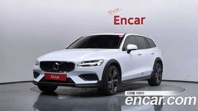 Volvo V60 T5 Pro AWD