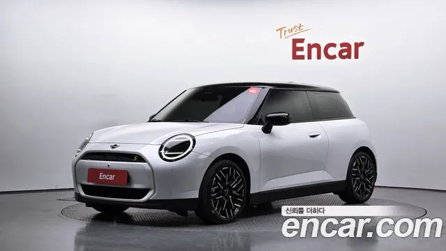 Mini Cooper SE Favoured
