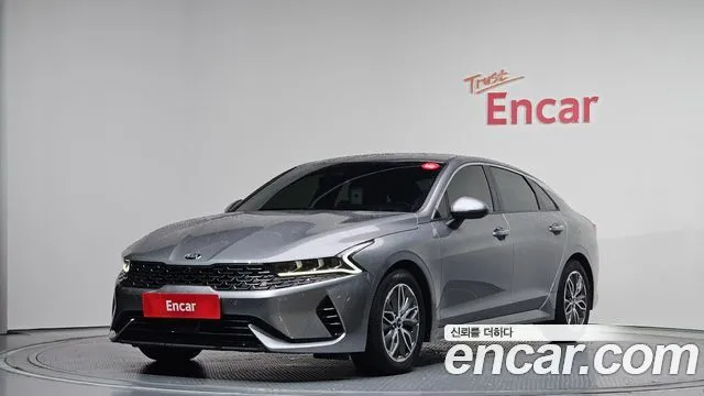Kia K5 Signature