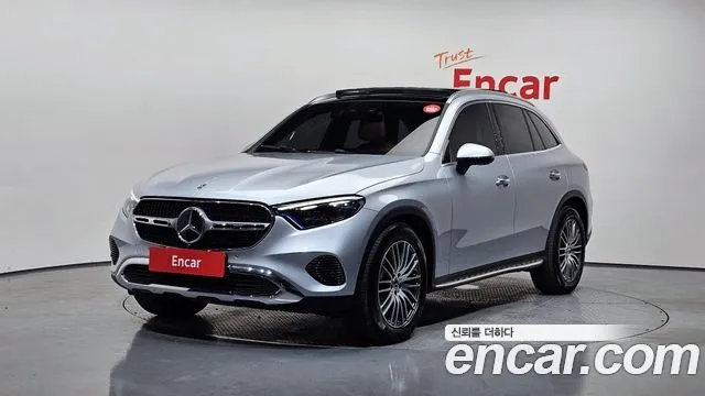 Mercedes-Benz GLC-Class GLC 300 4MATIC Avantgarde