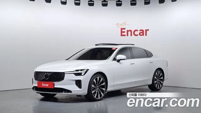 Volvo S90 B5 Ultra Bright