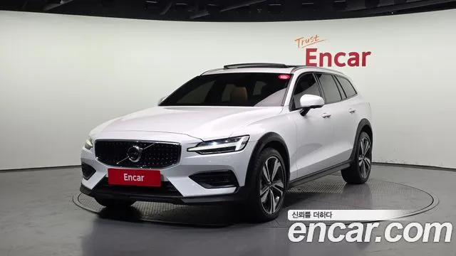 Volvo V60 B5 Pro AWD