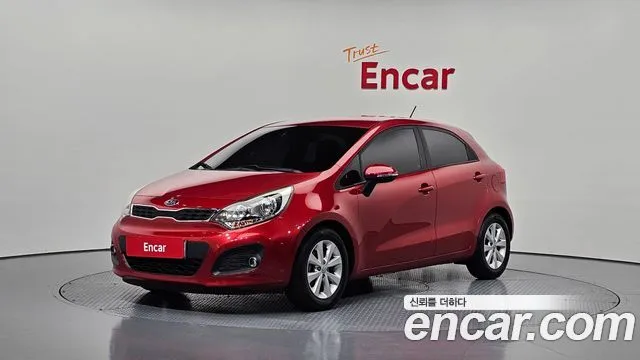 Kia pride 1.4 MPI Hatchback