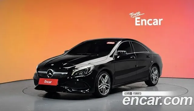 Mercedes-Benz CLA-Class CLA220 AMG Line