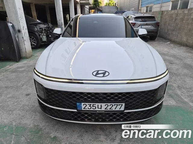 Hyundai Grandeur Calligraphy