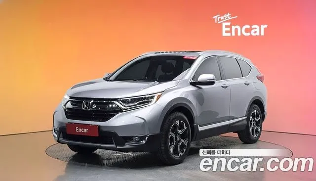 Honda CR-V 1.5 Touring 4WD