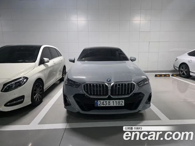 BMW 5-Series 530e xDrive M Sport
