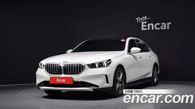 BMW 5-Series 520i