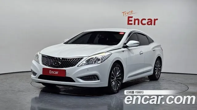 Hyundai Grandeur HG240 Modern