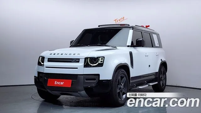 Land Rover Defender 110 P300 X-Dynamic SE