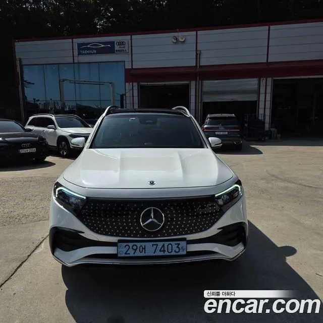 Mercedes-Benz EQB EQB300 4MATIC AMG Line