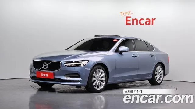 Volvo S90 T5 Momentum