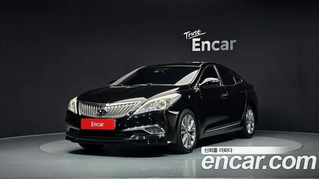 Hyundai Grandeur HG240 Modern