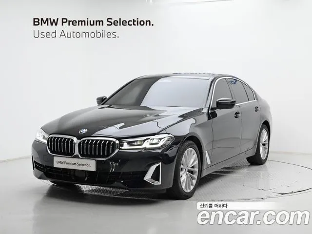 BMW 5-Series 530i Luxury