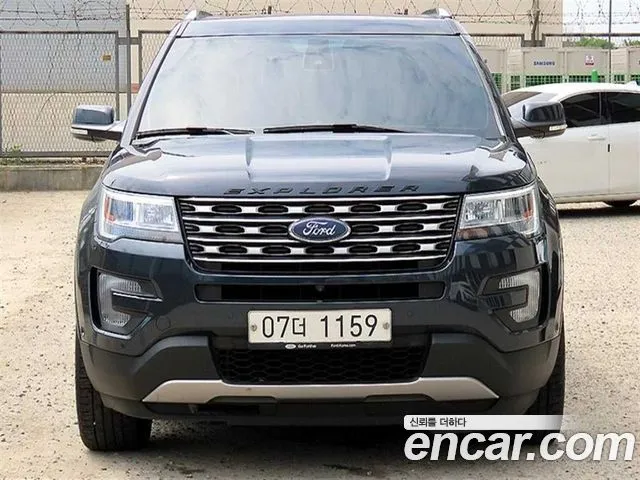 Ford Explorer 2.3 Limited 4WD