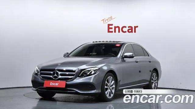 Mercedes-Benz E-Class E300 4MATIC Avnatgarde