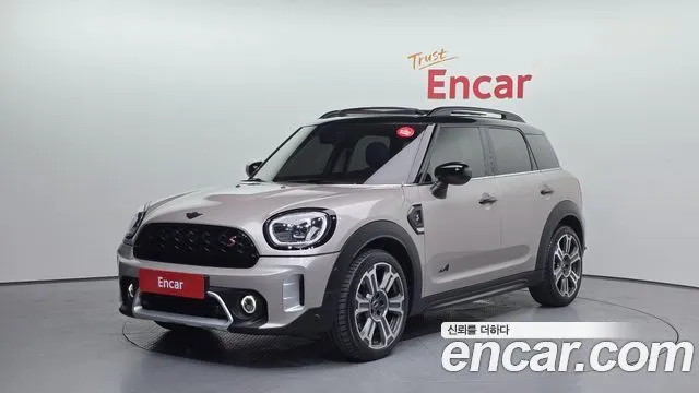 Mini Countryman ALL4 Classic Launch Pack