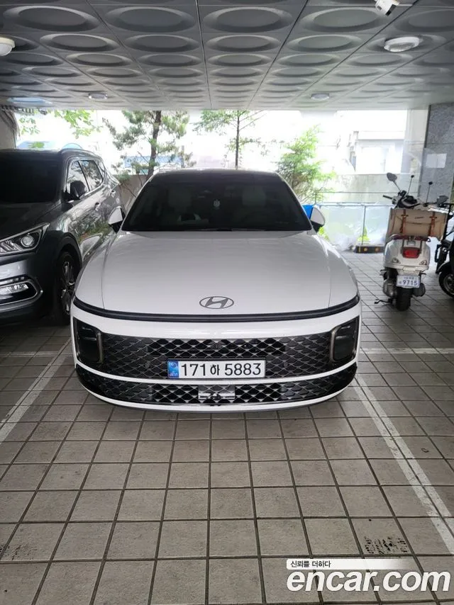 Hyundai Grandeur Calligraphy