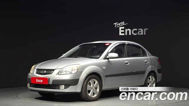 Kia pride 4DR 1.6 CVVT SLX