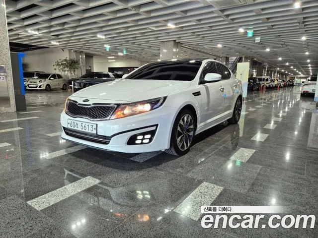 Kia K5 Luxury