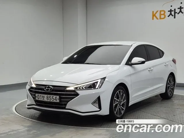 Hyundai AVANTE 1.6