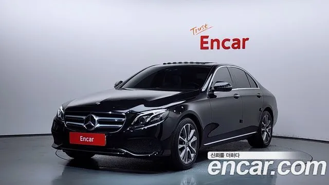 Mercedes-Benz E-Class E300 4MATIC Avnatgarde