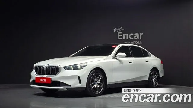 BMW 5-Series 520i