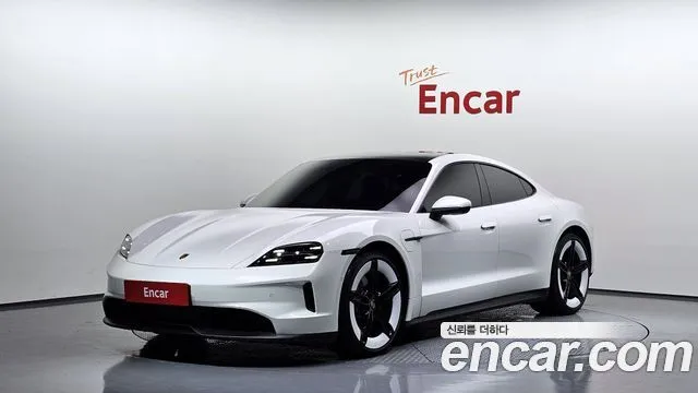 Porsche Taycan Base