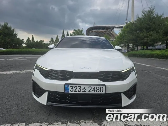 Kia K5 Signature
