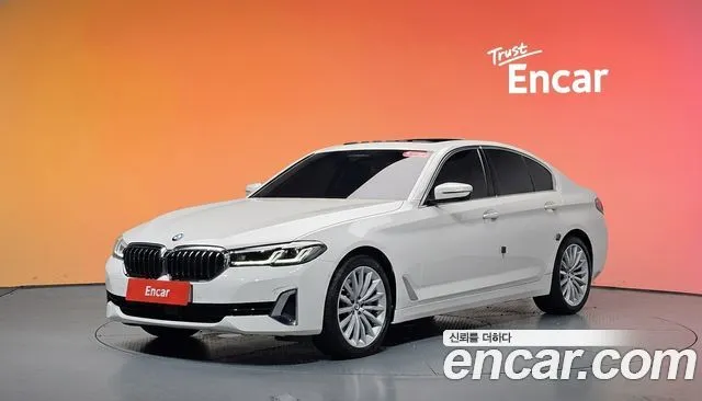 BMW 5-Series 530i Luxury