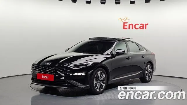 Kia K8 Signature