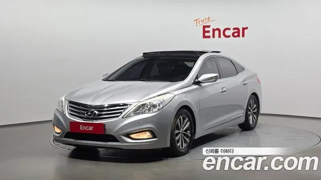 Hyundai Grandeur HG240 Luxury
