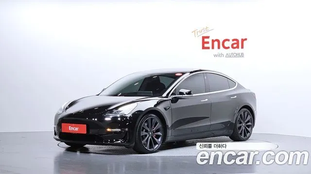 Tesla Model 3 Performance AWD