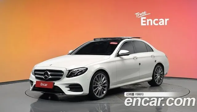 Mercedes-Benz E-Class E300 4MATIC AMG Line