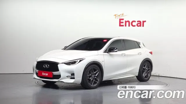 Infiniti Q30 2.0 Premium